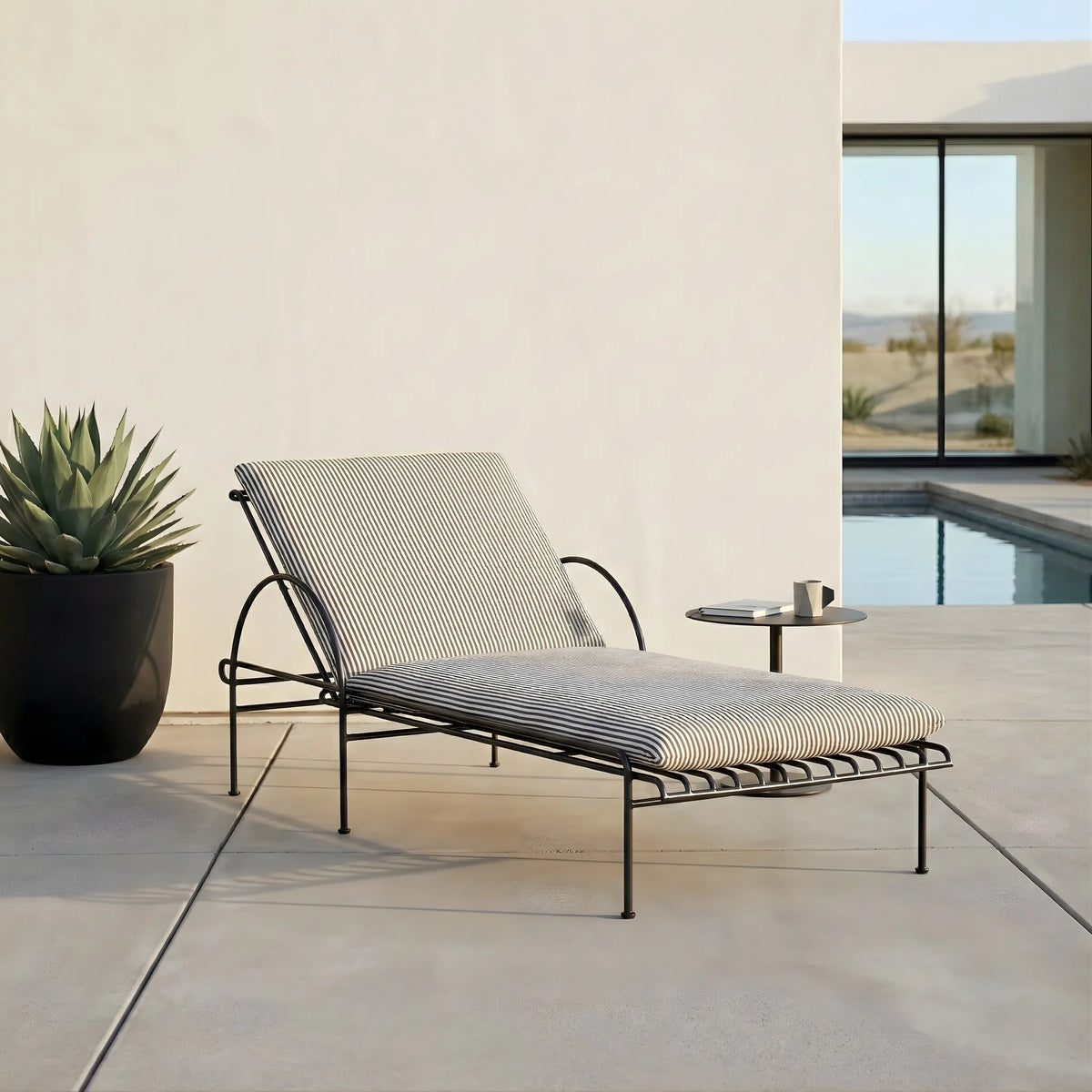 The Darcy Daybed