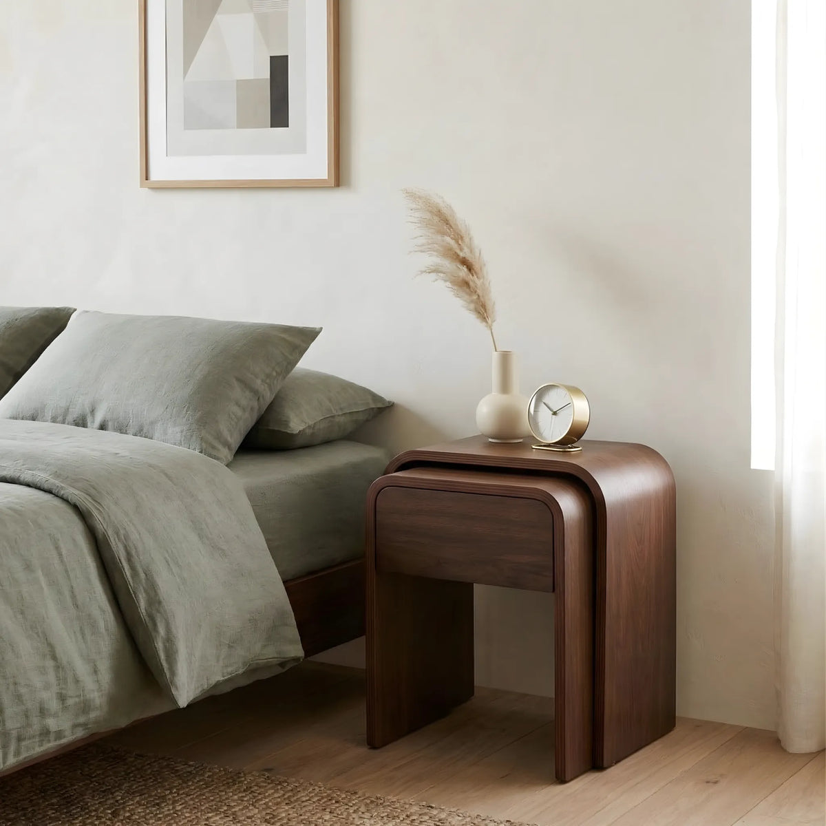 The Iver Nesting Tables